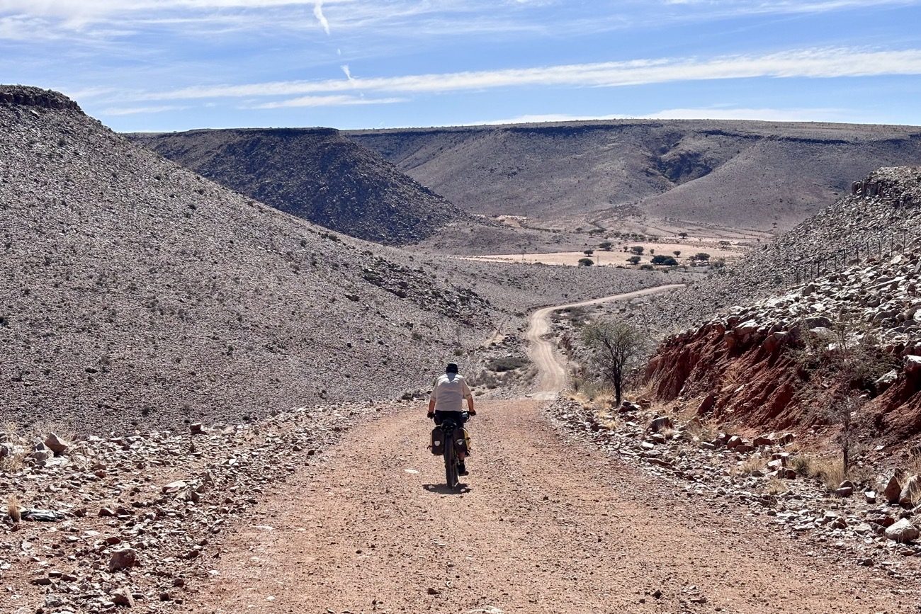 Dropping into the canyon country