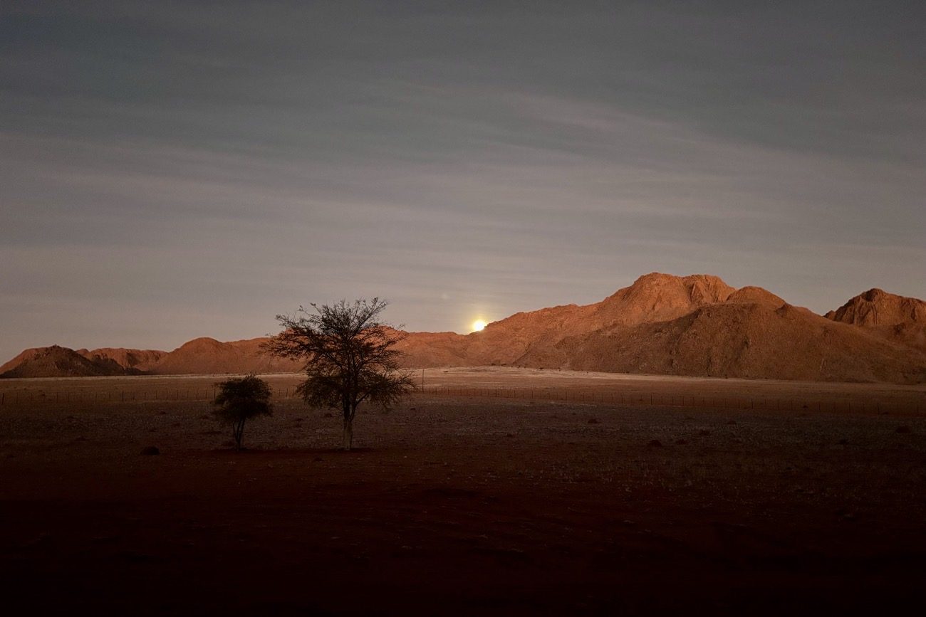 Moonset in the morning